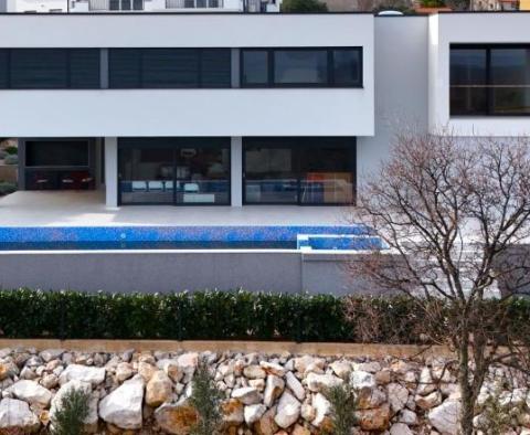 Luxury villa with Mediterranean garden and swimming pool on Krk island 