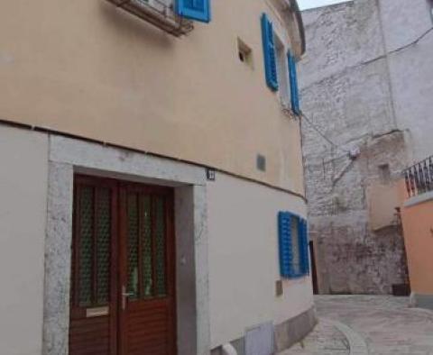 Maison en pierre à Poreč, à 80 mètres de la mer 