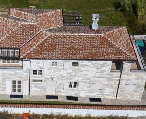 Beautiful stone villa in Momjan, Buje 