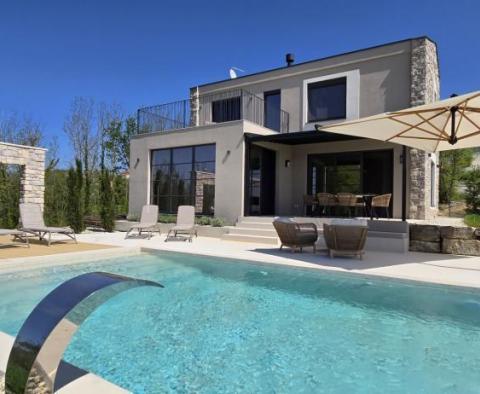Schöne Villa in Karojba, Umgebung Umag zu kaufen 