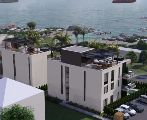 Luxurious penthouse under construction, 1st row to the sea in Sukosan! 