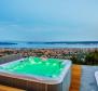 Vila s bazénem v blízkém předměstí Splitu, Kaštel Stari - pic 2
