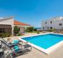 Wunderschöne Villa in der Gegend von Vodice mit herrlichem Meerblick! - foto 15