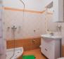 Appartement à Lovran, 1ère ligne de mer - pic 15
