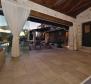 Wunderschöne 5*****-Sterne-Villa im rustikalen Stil, 100 m vom Meer entfernt! - foto 61