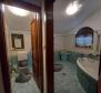 Solide villa avec vue sur la mer, piscine et garage à Poljane, Opatija - pic 16