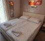 Dům se dvěma apartmány v prestižní lokalitě v Poreči - pic 35