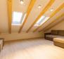 Beautiful family house with a swimming pool in Sisan near Pula - pic 15