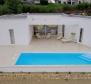 Luxuriöse moderne Villa mit Pool und Meerblick im weiteren Umkreis der Stadt Krk - foto 4