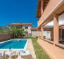 Villa in Loborika, Marčana, zu verkaufen - foto 4
