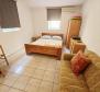 Maison avec 3 appartements et toit-terrasse au coeur de Makarska - pic 11