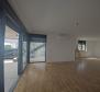 Zweistöckiges Luxus-Penthouse mit Dachterrasse und Swimmingpool - foto 25