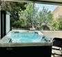 Beautiful tourist property on Ciovo with 7 apartments - pic 54