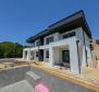 Villa duplex exclusive avec piscine et garage et vue mer panoramique à Kostrena - pic 16
