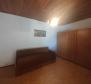 Einfamilienhaus zur Renovierung auf Krk, für Investoren! - foto 18