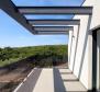 Modern luxusvilla, kilátással a medencére és a tengerre, Krk városában - pic 9