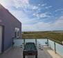 Villa moderne avec piscine à Privlaka, à 350 mètres de la mer - pic 14