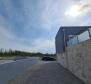 Villa moderne avec piscine à Privlaka, à 350 mètres de la mer - pic 16