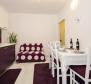 Nieruchomość turystyczna składająca się z 4 apartamentów, zaledwie 70 m od morza w dzielnicy Zaton, Zadar - pic 10