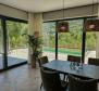 Villa moderne neuve à vendre à Moscenicka Draga à 600 m de la plage - pic 7