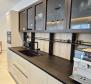 Luxusní 3-ložnicový apartmán 200m od pláže a centra města Rovinj - pic 7