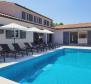 Villa medencével Labin városának közelében, nem messze Rabac strandjaitól - pic 3