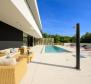Kedvezményes! Modern tervezői villa Grožnjánban, eladó - pic 10