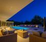 Kedvezményes! Modern tervezői villa Grožnjánban, eladó - pic 98