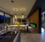 Kedvezményes! Modern tervezői villa Grožnjánban, eladó - pic 114