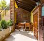 Neue Villa im mediterranen Stil in Bregi, Opatija mit zwei Wohneinheiten, Swimmingpool, Gästehaus, Taverne und Kinderspielplatz, zu verkaufen - foto 47