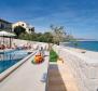 En exclusivité chez nous ! Superbe villa en 1ère ligne à Seget Donji, Trogir, à vendre ! - pic 3