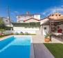 Villa in Rovinj, 500m from the sea, for sale - pic 2