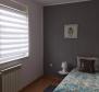 Appartement rénové de 2 chambres avec vue sur la mer à Liznjan, à vendre - pic 11