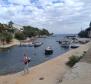 Touristic property of 6 apartments in Basina, Hvar, for sale - pic 2