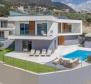 Atemberaubende neue moderne Villa in Podstrana, 300 m vom Meer entfernt, zu verkaufen - foto 12