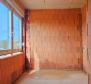 Dvojdům moderního designu s bazénem 40m2 na ostrově Krk na prodej - pic 8