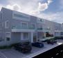 Terrain à Novi Vinodolski, avec permis de construire pour la construction de 6 appartements, à vendre - pic 4