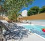 Hôtel unique en 1ère ligne de mer dans la région de Dubrovnik, à vendre - pic 4