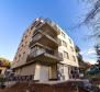 Wohnung in einem Neubau mit wunderschöner Aussicht, 200 Meter vom Meer entfernt im Zentrum von Opatija, zu verkaufen - foto 2