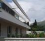 Moderne Villa im HI-TECH-Stil mit Pool nur 60 Meter vom Meer entfernt in Dubrovnik / Lapad! - foto 9