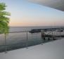 Ohromující vila na pobřeží v Rijece s panoramatickým zasklením - pic 12