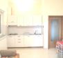 Dům s 5 apartmány a výhledem na moře v Premantura, na prodej - pic 27