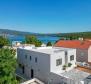 Új építésű villa medencével, második sorban a tengertől Zadar környékén, eladó - pic 2