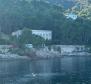Просторное здание на первой линии моря, остров Шолта, на продажу - фото 3