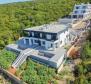 Nová moderní vila s nekonečným bazénem, garáží, zahradou, panoramatickým výhledem na moře v Kostreně, na prodej - pic 29