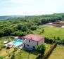 House with swimming pool and spacious garden in Pula, for sale - pic 3