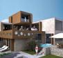 Moderní vila na nábřeží ve výstavbě v Prizbě, klidné vesnici na ostrově Korčula 