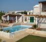 Villa, Nord-und Mitteldalmatien, Sibenik, 200 qm, 900 000 € - foto 10