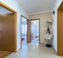 Apartament z 2 sypialniami i widokiem na morze w Zamet, Rijeka - pic 15