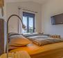 Villa mitoyenne avec piscine à Fazana, à 250 m de la mer, à vendre - pic 28